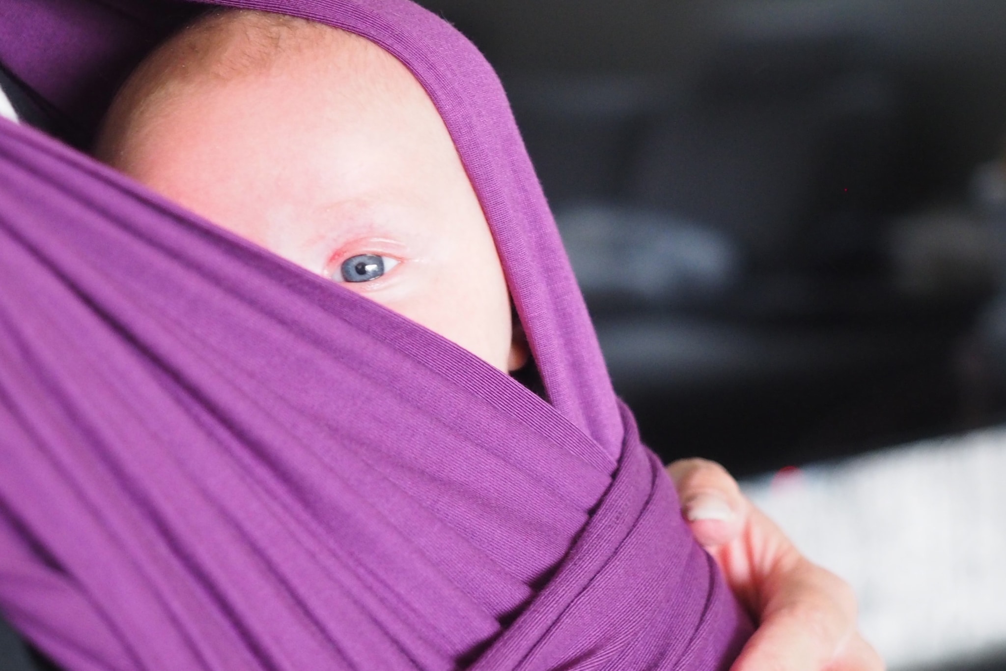 Izmi Baby Bamboo wrap perfect for summer Nestwärme